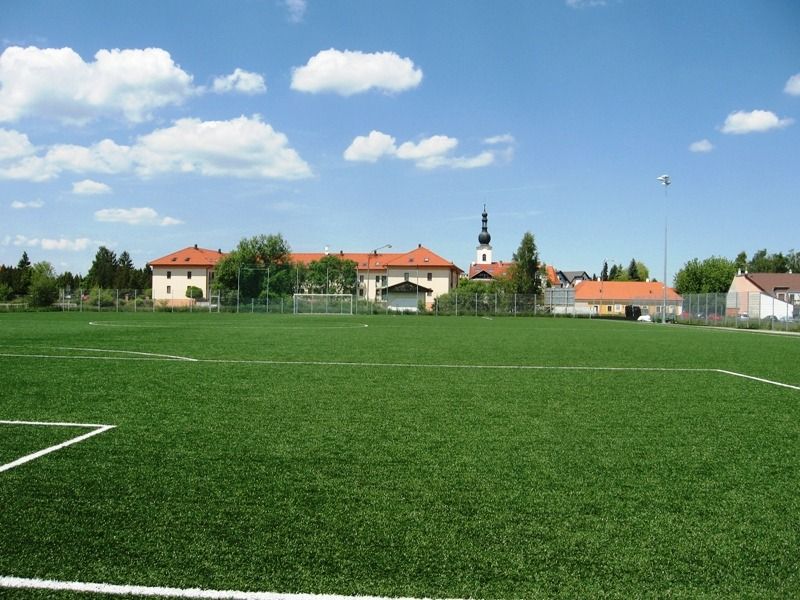 Kunstrasen Trebon