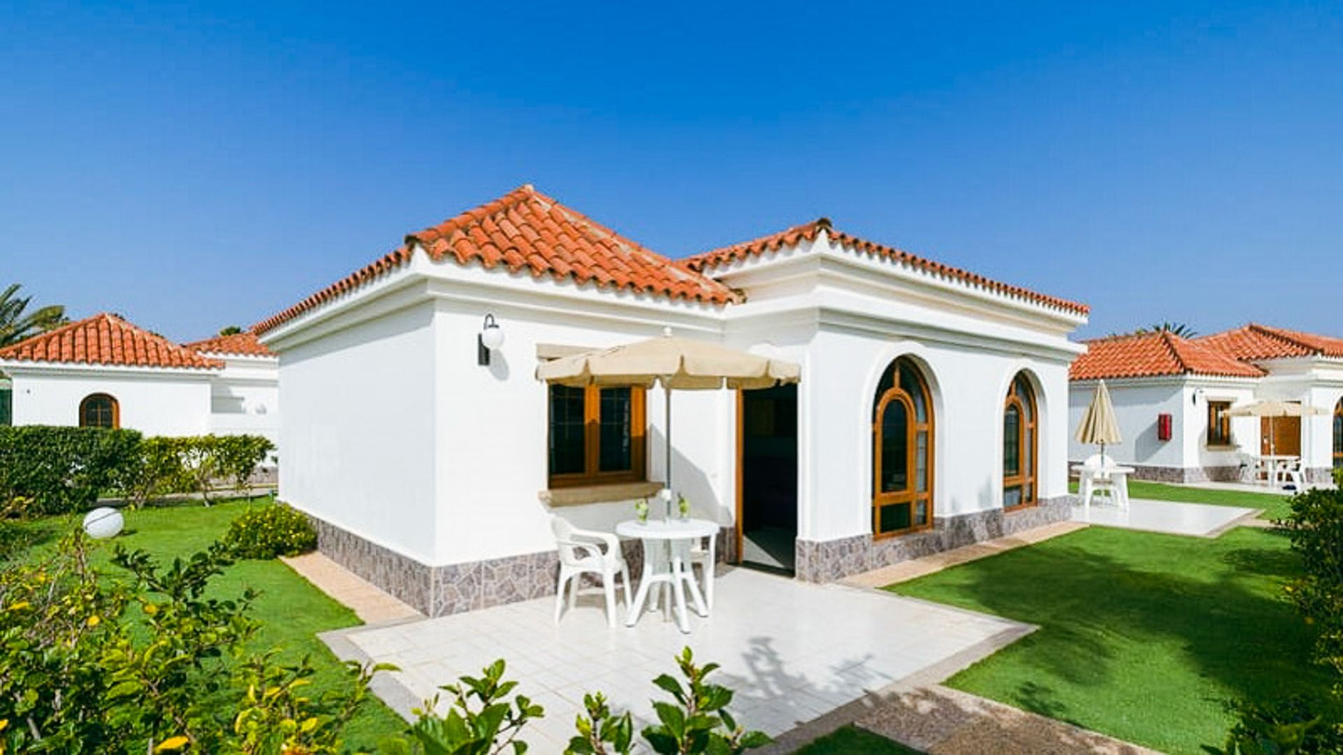 Hotel Jardin Dorado