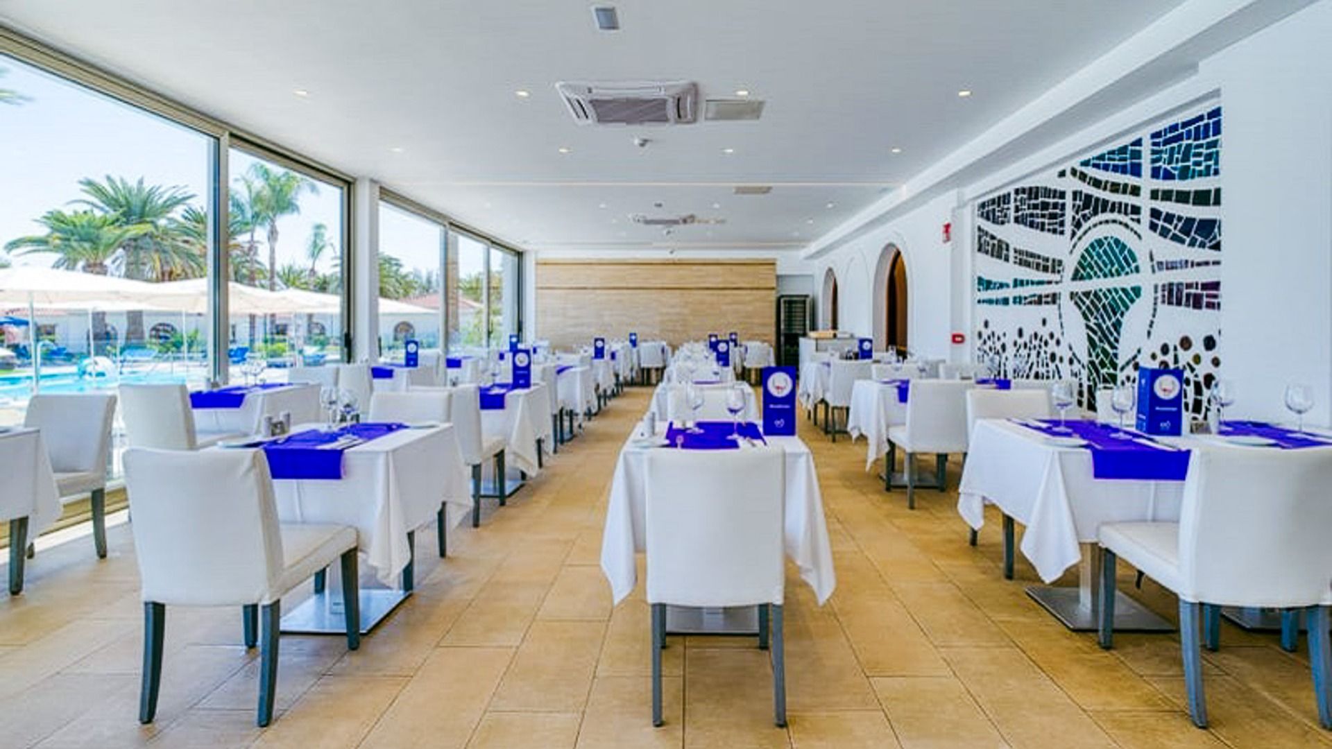 Hotel Jardin Dorado