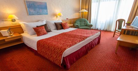 Grand Hotel Bernadin*****