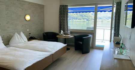 Tresa Bay Hotel