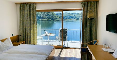 Tresa Bay Hotel
