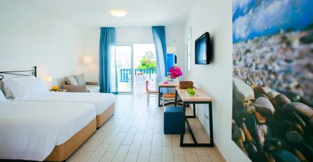 Hotel Aliathon Village