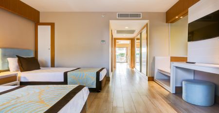 Tui Magic Life Jacaranda