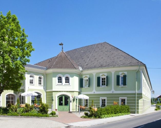 Hotel Wirt im Feld Image one