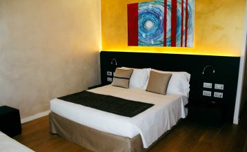 Mod 05 Living Hotel***
