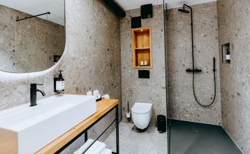 Hotel One66****