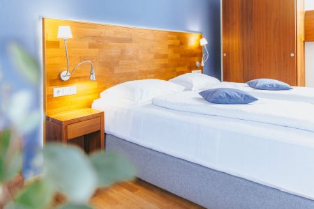 https://www.soccatours.com/at/media/catalog/product/cache/da432fc9ee79dfca32e073c2235ab4d7/f/u/fu_balltrainingslager_kaiserhof_soccatours_4_.jpg