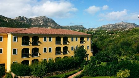 https://www.soccatours.com/at/media/catalog/product/cache/da432fc9ee79dfca32e073c2235ab4d7/f/u/fussballtrainingslager_geovillage_resort_soccatours_9_.jpg