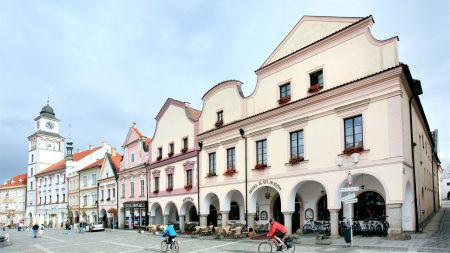 https://www.soccatours.com/at/media/catalog/product/cache/da432fc9ee79dfca32e073c2235ab4d7/f/u/fussballtrainingslager_hotel_zlata_hvezda_soccatours.jpg