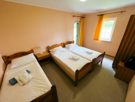 https://www.soccatours.com/at/media/catalog/product/cache/da432fc9ee79dfca32e073c2235ab4d7/f/u/fussballtrainingslager_terme_olimia_soccatours_5_.jpg