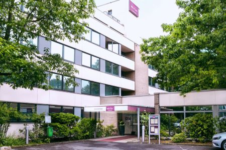 https://www.soccatours.com/at/media/catalog/product/cache/da432fc9ee79dfca32e073c2235ab4d7/m/e/mercure_hotel_duesseldorf_soccatours_005.jpg