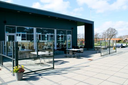 https://www.soccatours.com/at/media/catalog/product/cache/da432fc9ee79dfca32e073c2235ab4d7/s/p/sport_freizeitzentrum_skaerbaek3_1.jpg