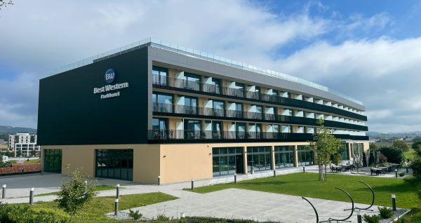 Best Western Parkhotel Hagenberg****S