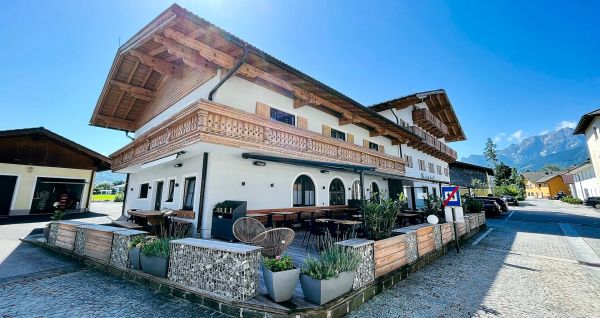 Hotel & Wirtshaus Neuwirt****