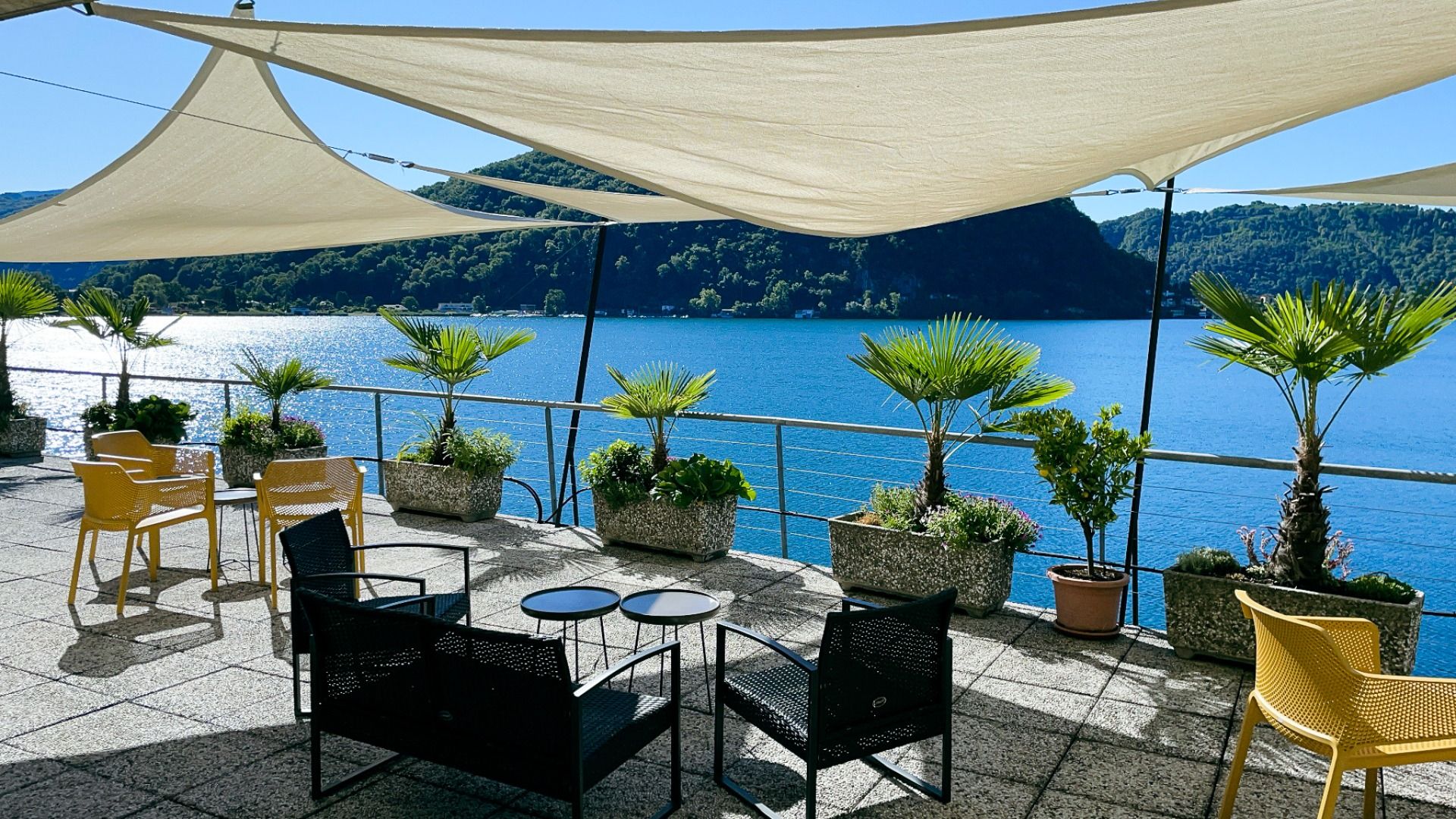Tresa Bay Hotel