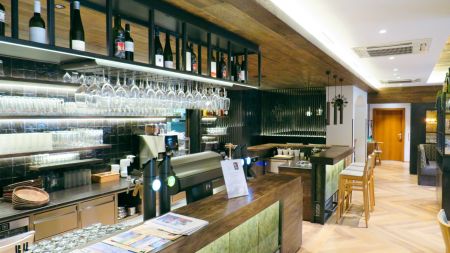 https://www.soccatours.com/de/media/catalog/product/cache/da432fc9ee79dfca32e073c2235ab4d7/f/u/fu_balltrainingslager_hotel-gasthof_br_ckenwirt_soccatours_4_.jpg