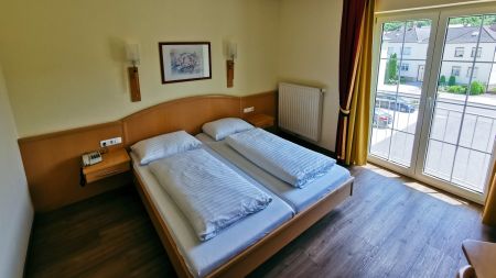 https://www.soccatours.com/de/media/catalog/product/cache/da432fc9ee79dfca32e073c2235ab4d7/f/u/fu_balltrainingslager_hotel_m_ller_soccatour_3_.jpg