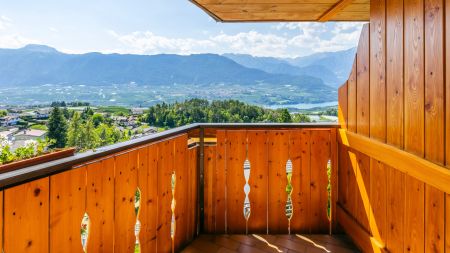 https://www.soccatours.com/de/media/catalog/product/cache/da432fc9ee79dfca32e073c2235ab4d7/f/u/fu_balltrainingslager_miraval_soccatours_7_.jpg