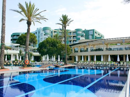 https://www.soccatours.com/de/media/catalog/product/cache/da432fc9ee79dfca32e073c2235ab4d7/f/u/fussballtrainingslager_limak_atlantis_deluxe_soccatours2.jpg