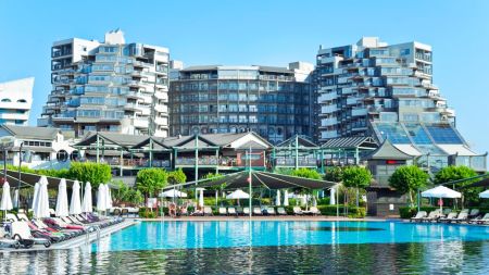 https://www.soccatours.com/de/media/catalog/product/cache/da432fc9ee79dfca32e073c2235ab4d7/f/u/fussballtrainingslager_limak_lara_deluxe_soccatours.jpg