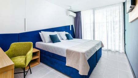 https://www.soccatours.com/de/media/catalog/product/cache/da432fc9ee79dfca32e073c2235ab4d7/f/u/fussballtrainingslager_resort_ad_turres_soccatours4.jpg