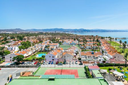 https://www.soccatours.com/de/media/catalog/product/cache/da432fc9ee79dfca32e073c2235ab4d7/h/o/hotel_sol_guadalmar_soccatours_4_.jpg