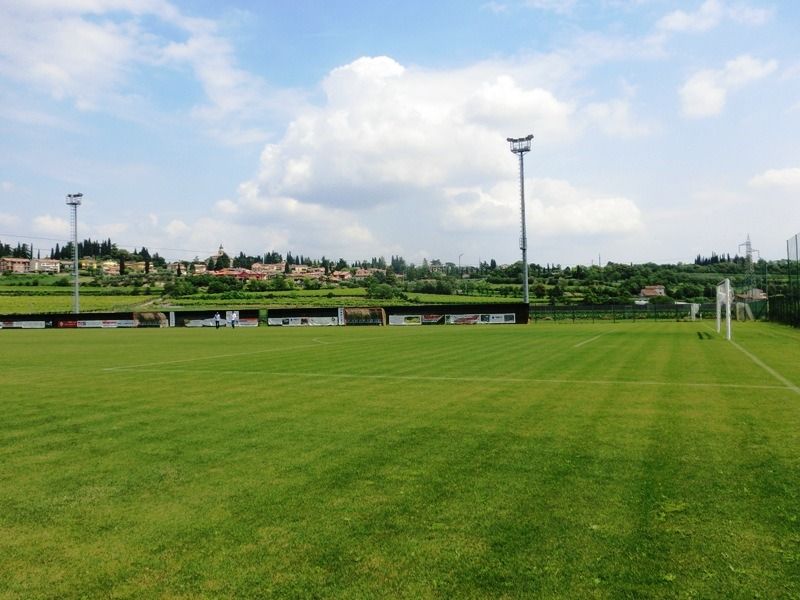 Naturrasenplatz Sona