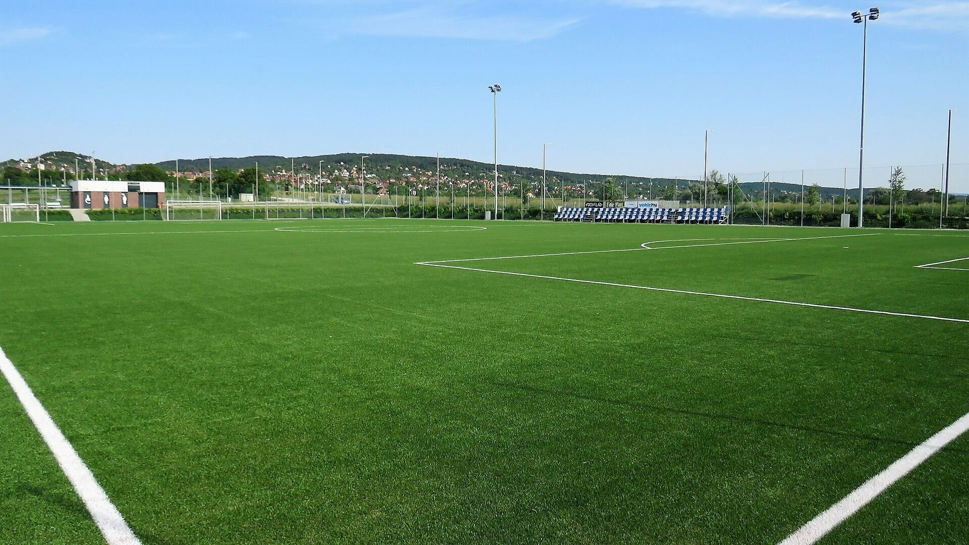 Kunstrasenplatz Balatonalmádi