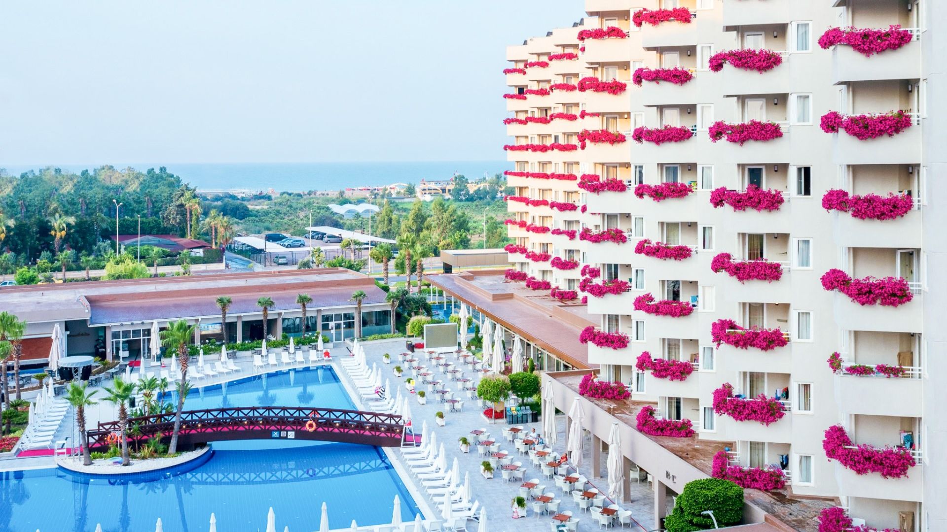 Hotel Grand Park Lara