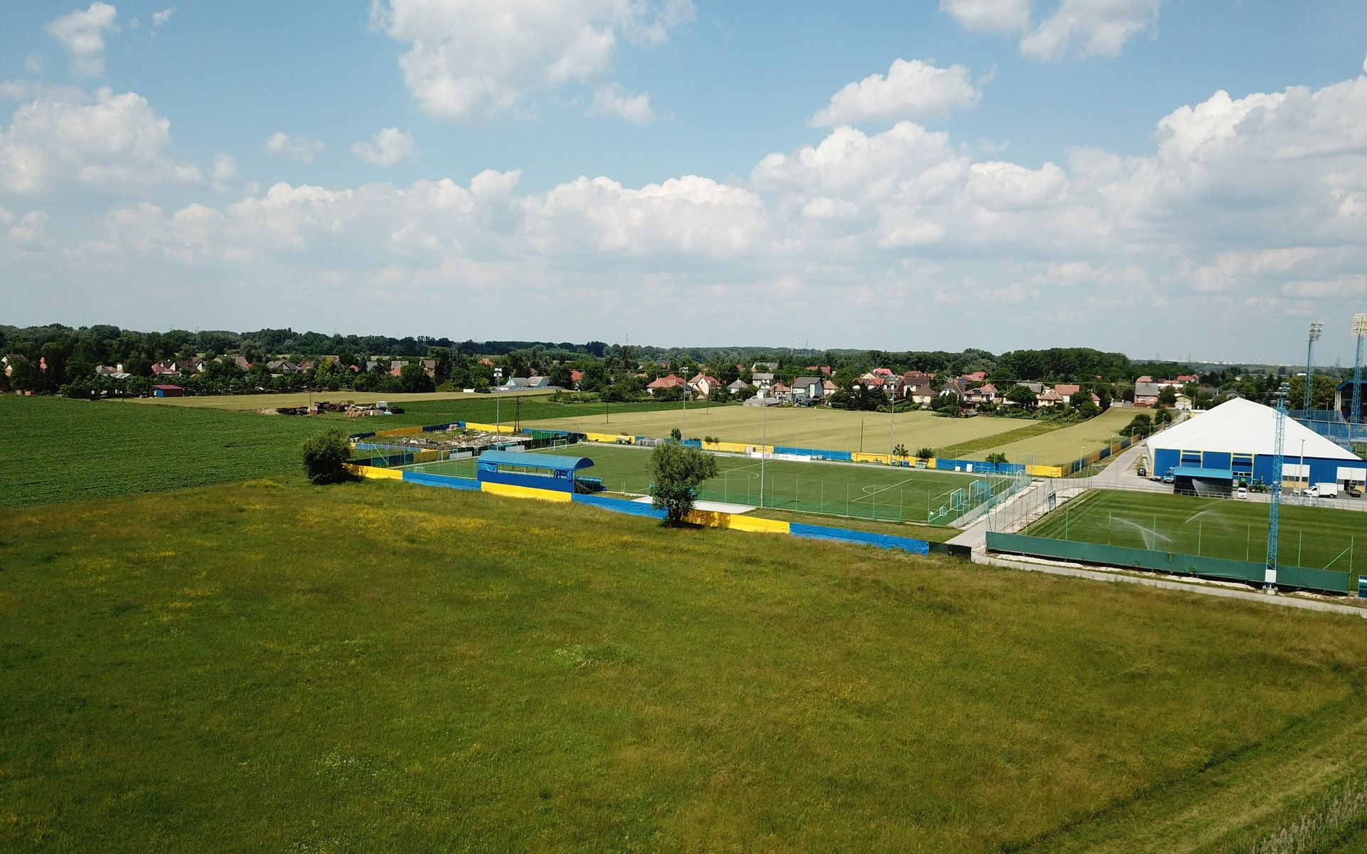 Kunstrasenplatz Gyirmot