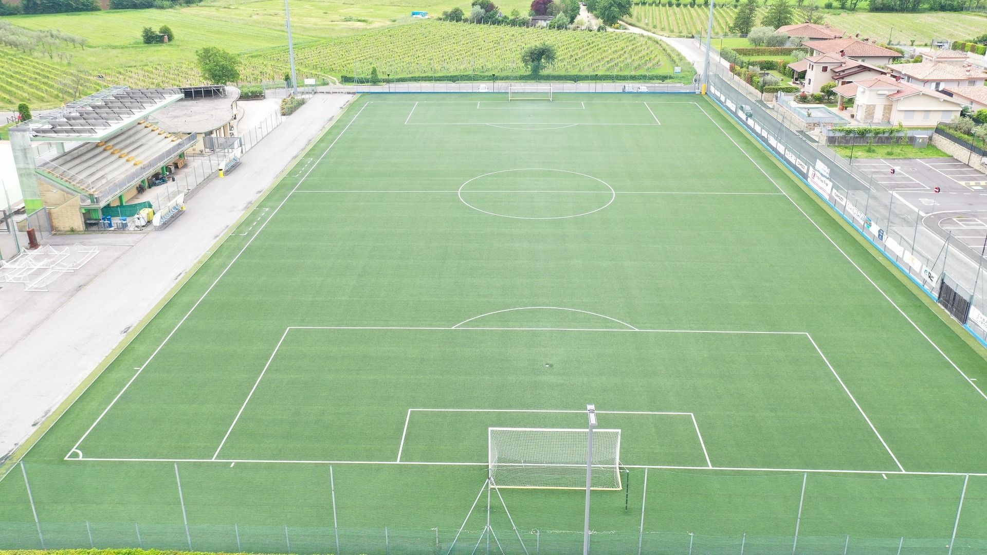 Kunstrasenplatz Manerba