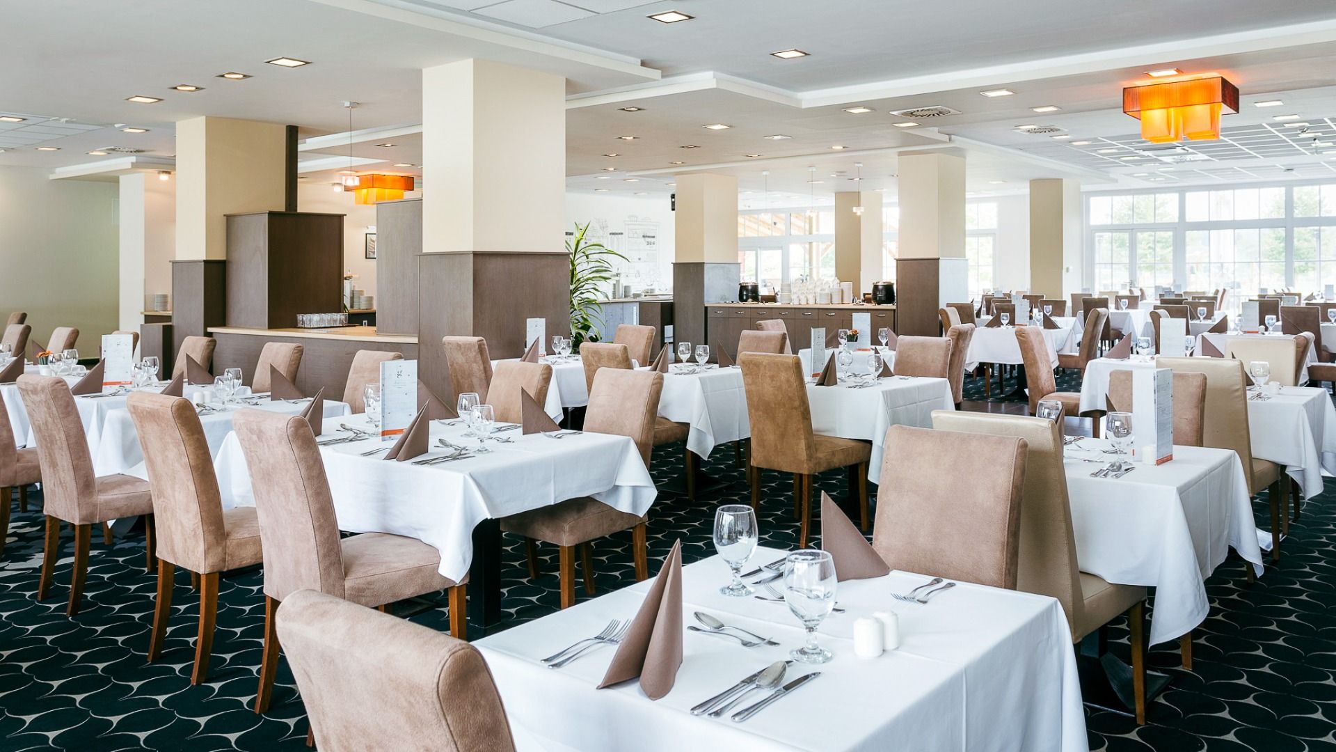 Gotthard Therme Hotel & Conference****