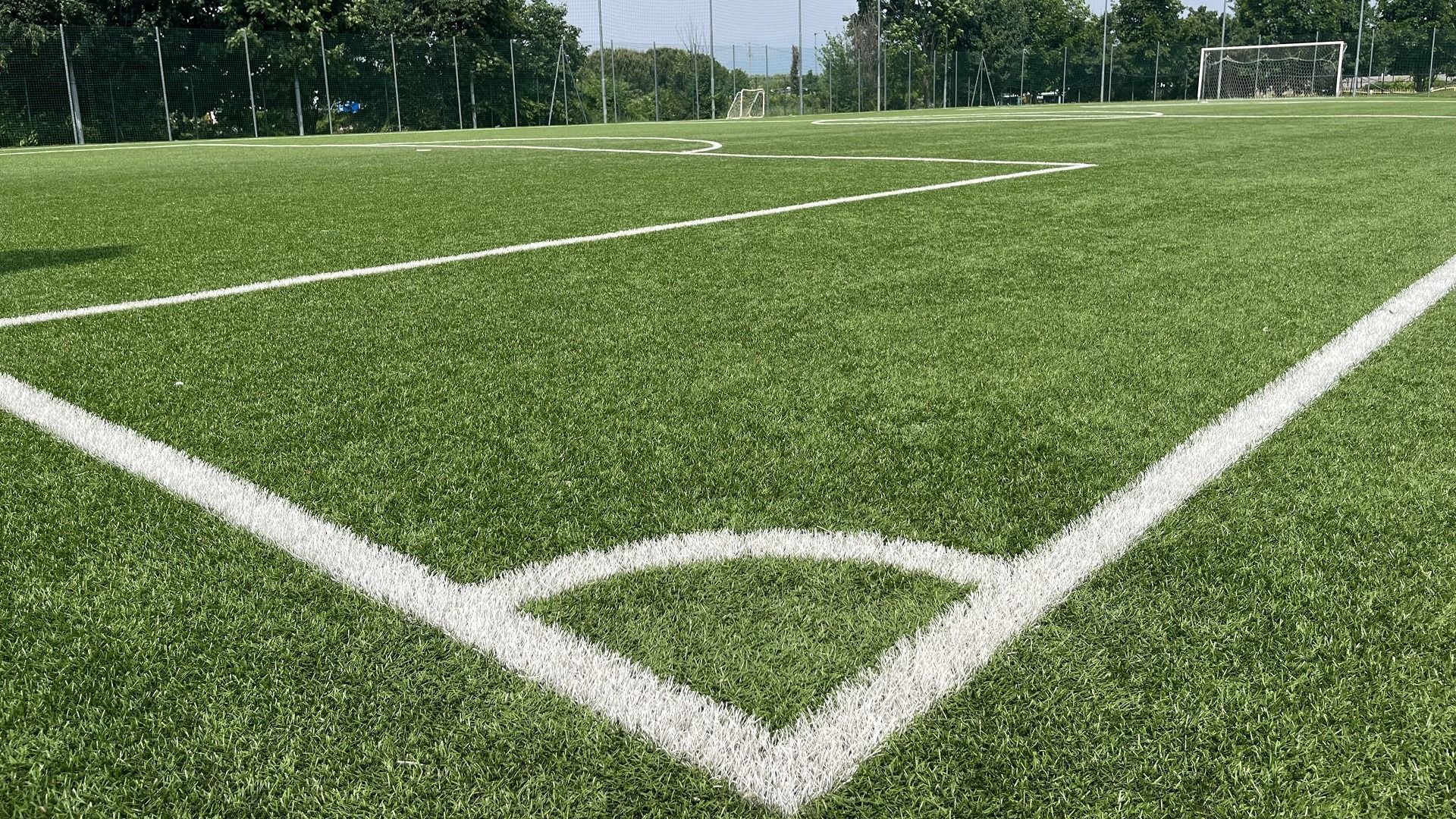 Kleiner Kunstrasenplatz Lazise