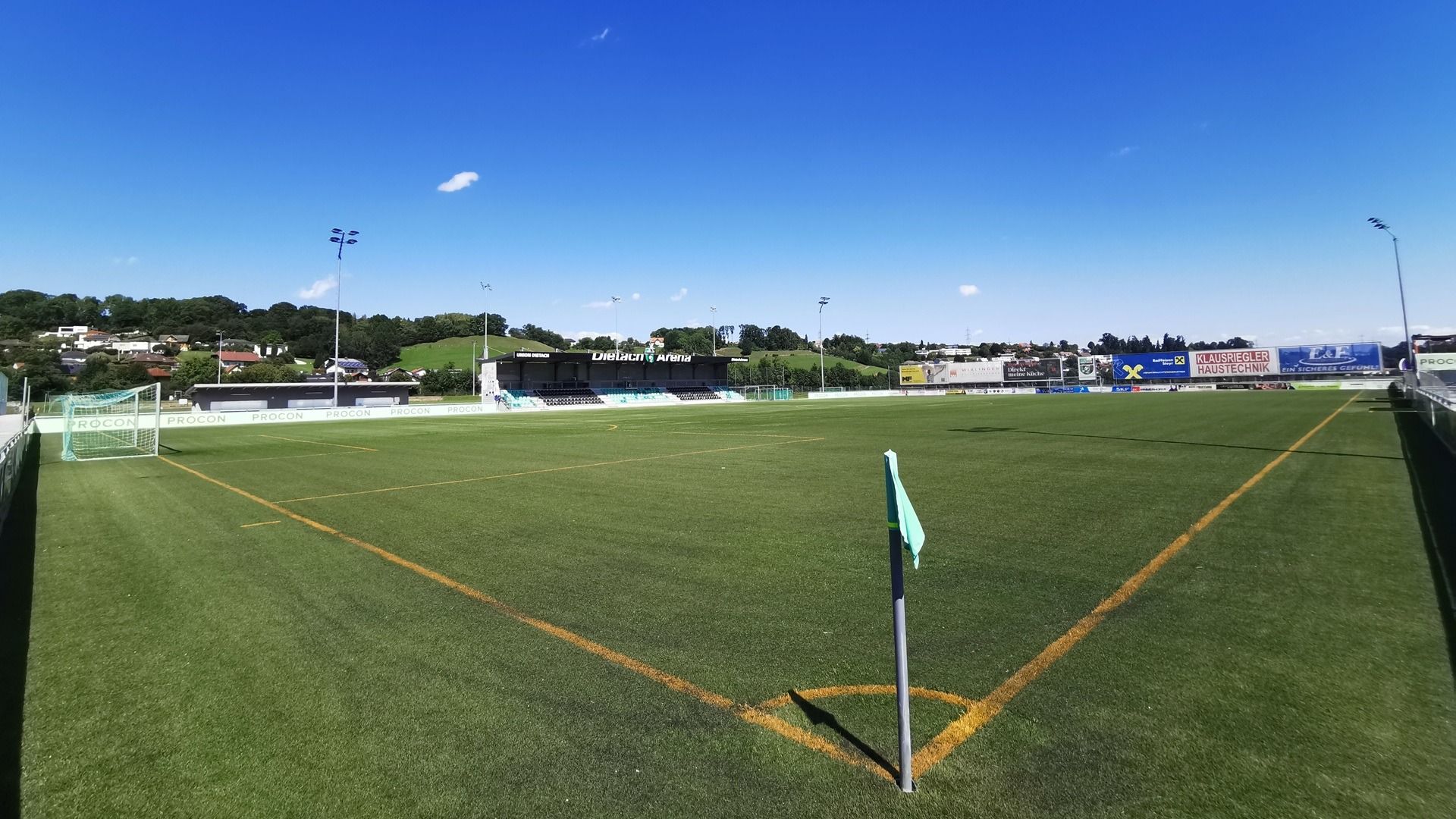 Kunstrasenplatz Dietach