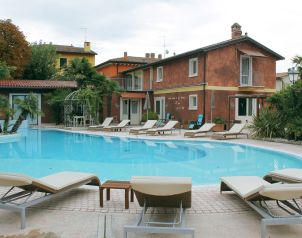 Hotel La Boheme Chambres**** Image four