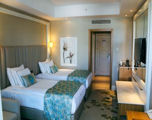 Hotel Titanic Deluxe Lara Image four