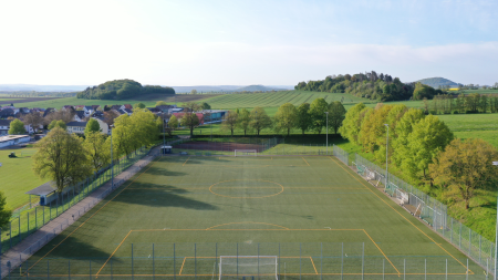 Kunstrasenplatz Großenritte