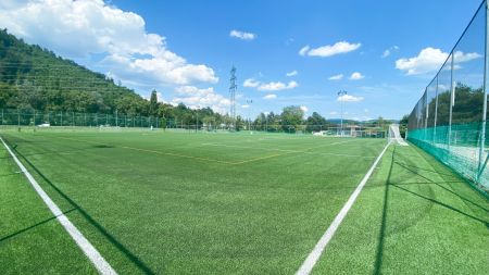 Kunstrasenplatz Weinzödl