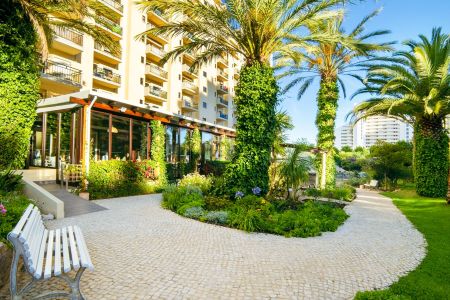 https://www.soccatours.com/en/media/catalog/product/cache/da432fc9ee79dfca32e073c2235ab4d7/h/o/hotel_club_amarillis_soccatours_2_.jpg