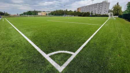 Kunstrasenplatz 2 Kladno-Svermov