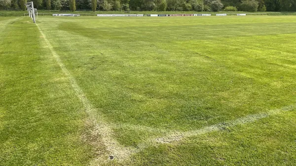 10938-21-fussball-trainingslager-wolfenb_ttel-parkhotel-altes-kaffeehaus-naturrasenplatz-wolfenb_ttel-1