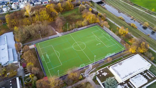 10944-50-fussball-trainingslager-offenburg-mercure-hotel-trainingsplatz-1
