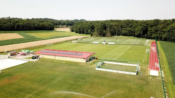 p01-23020-00-fussball-trainingslager-radenci-thermenhotel-radin-stadion-radenci-1