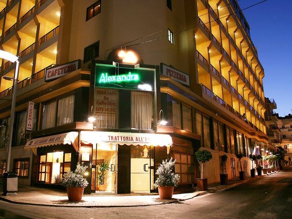 Alexandra Palace Hotel - SOCCATOURS