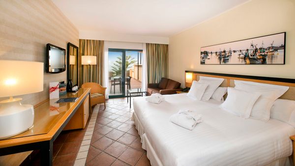Hotel Barcelo Punta Umbria Mar - SOCCATOURS
