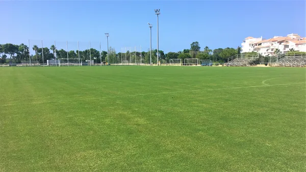 Fußballplatz Costa Ballena - SOCCATOURS