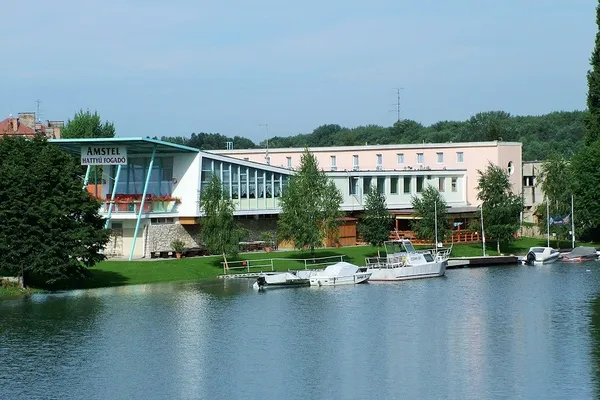 Hotel Amstel Hattyu Fogado Ungarn