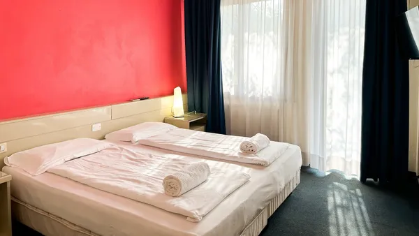 Hotel Bristol Business & Relax - SOCCATOURS