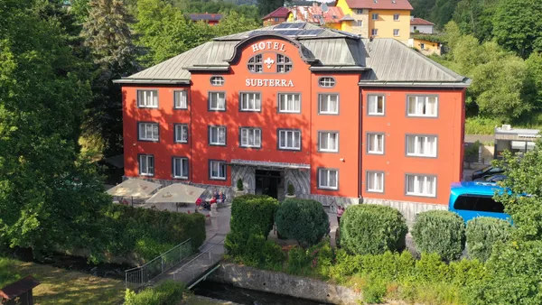 Hotel Subterra - SOCCATOURS